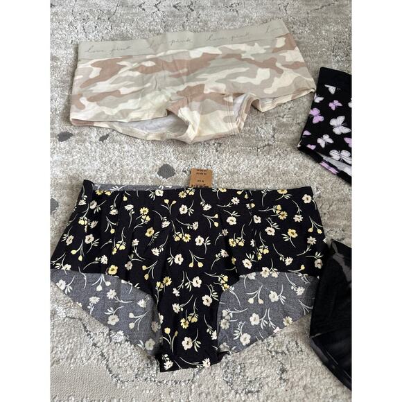 Pink Victoria‎ Secret panty bundle 4 new size Medium - Picture 3 of 5